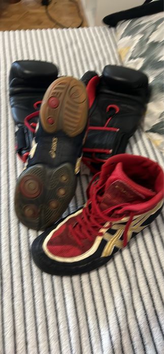 Sprzedam buty do boksu i rękawice