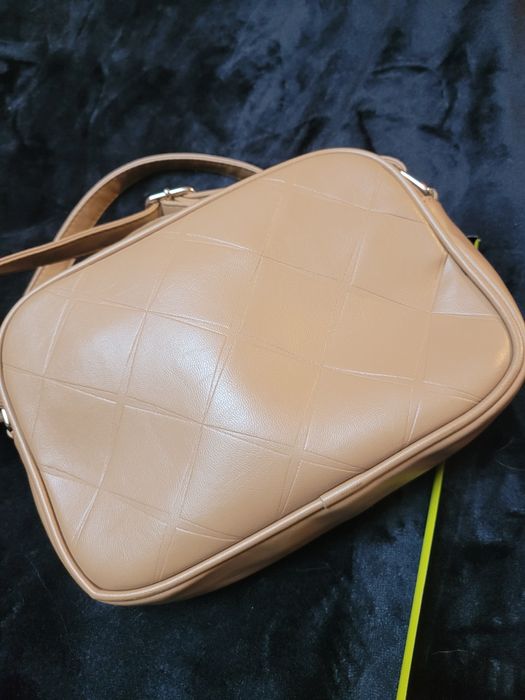 Torebka listonoszka camel Witchen karmelowa