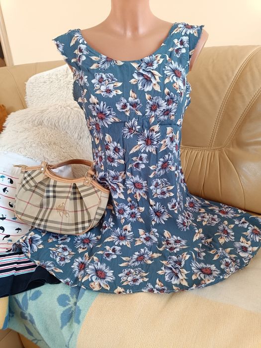 Romantyczna suknia w kwiaty