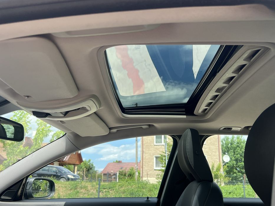Volvo V50_Poliftowe_2.0d_Automat_Super stan_Alufelgi_