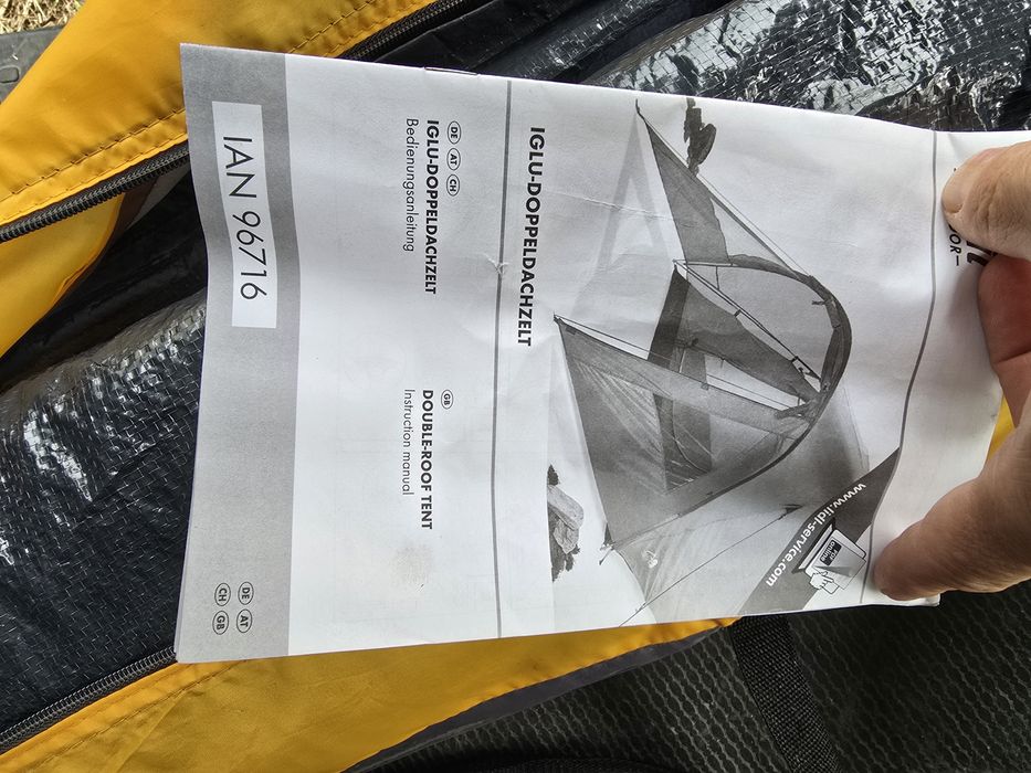 Wodoodporny namiot kempingowy dla 3 osób IGLO Stan idealny szybki mont