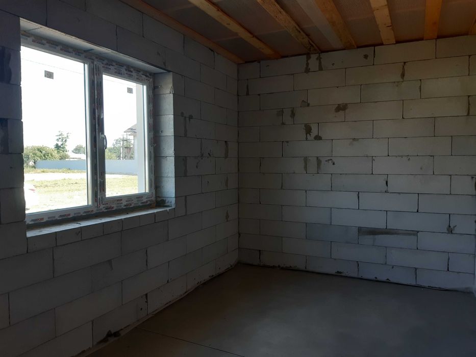 Будинок 80 м + 4 сотки +10 кВт Е ЕНЕРГІЇ  у Щасливому на Молодіжній