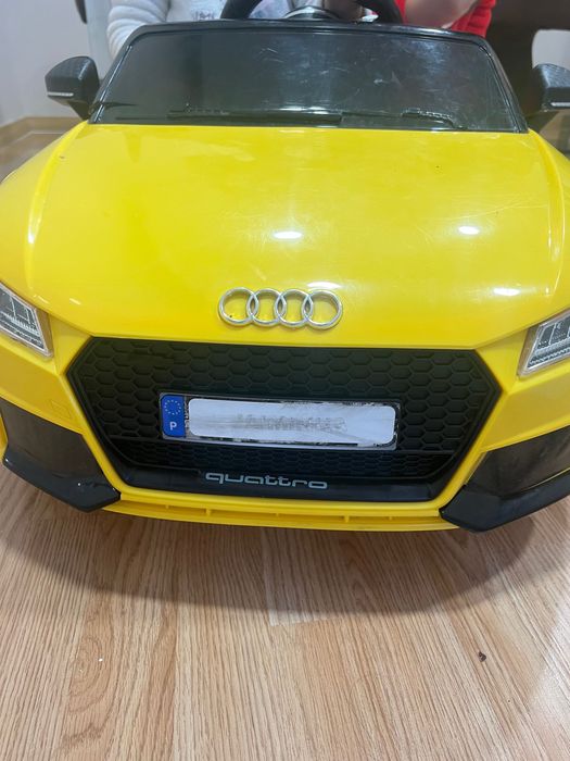 Carrinho de criança áudi negociável