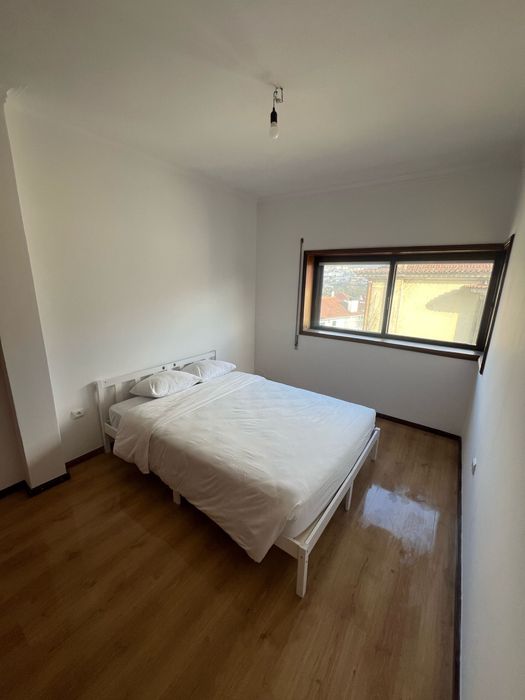 Quarto em Paredes (apenas MULHER)