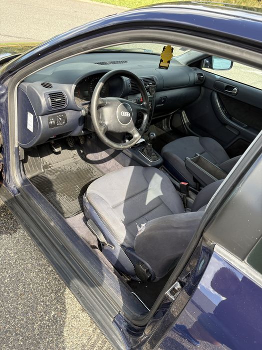 Audi A3 1.6 z gazem i klimatyzacją