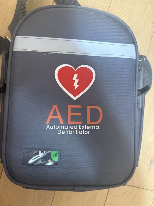 Дефібрилятор автоматичний зовнішній AED meditech