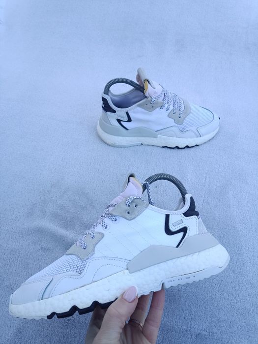 Женские кроссовки беговые Adidas р37.5-38