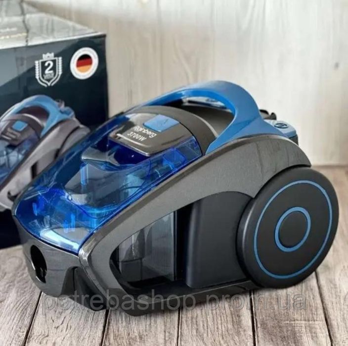 Контейнерный пылесос Rainberg RB-652B 3700W без мешка.