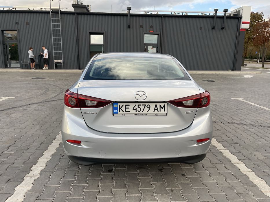 Mazda 3 2018 • 2.0 • Автомат • USA