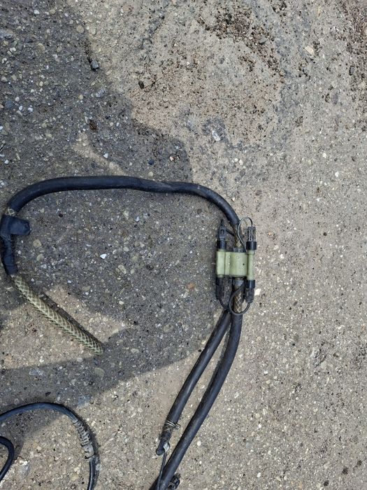 Дрібниці 124 мерседес ущільнювач