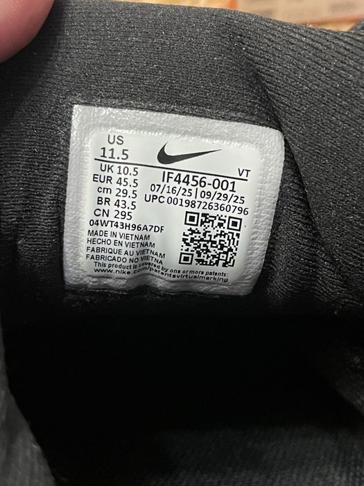 Nike Vomero 18 Run