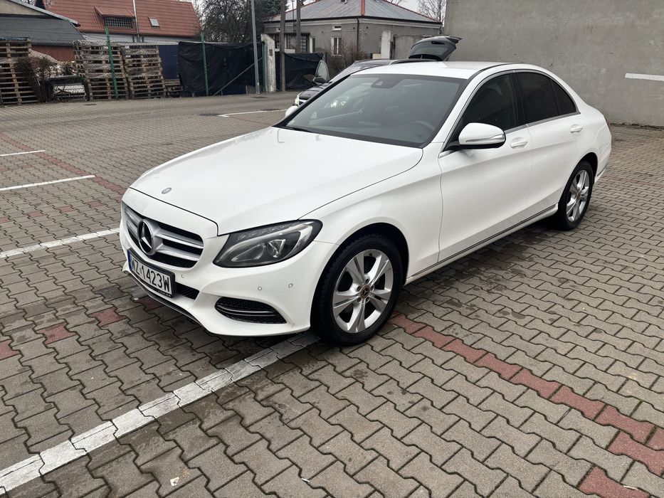 Mercedes benz w205 c200 benzyna salon Polska