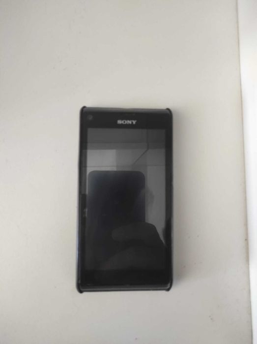 Sony Xperia L (C2105) - para peças