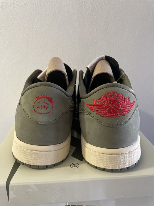 Air Jordan 1 Olive x Travis Scott