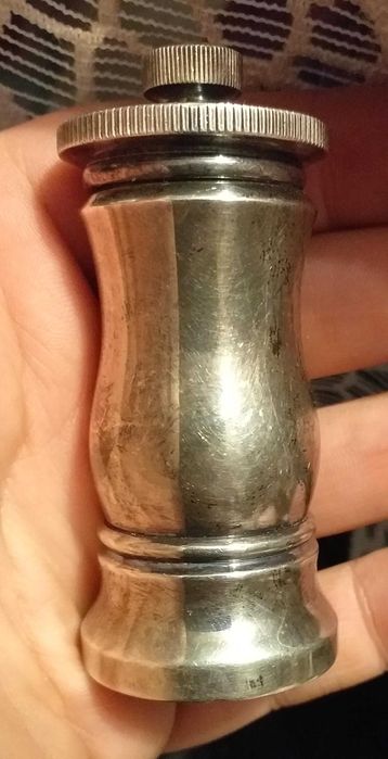 Młynek do pieprzu i soli lata 60 posrebrzany.