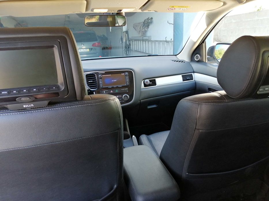 Mitsubishi Outlander 2.0 PHEV (Plug-In) Ano 2013 ver descrição