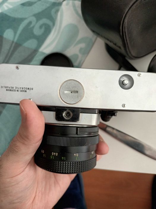 Máquina Fotográfica Analógica SLR  Vintage Praktika MTL 5 B