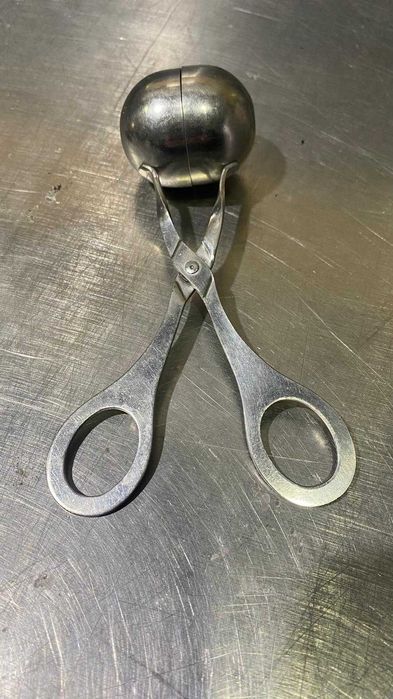 Modelador de almôndegas / ou pinça para almôndegas em inox