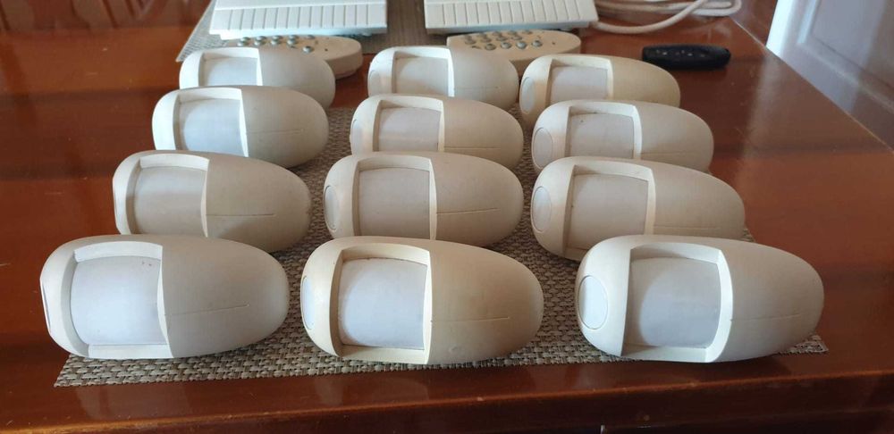 Securitas 2 alarmes completos, 2 comandos e 12 sensores