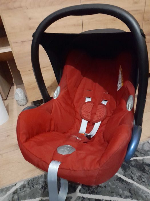 Nosidełko Krzesełko ze śpiworkiem Maxi Cosi 0-13 kg bordowe