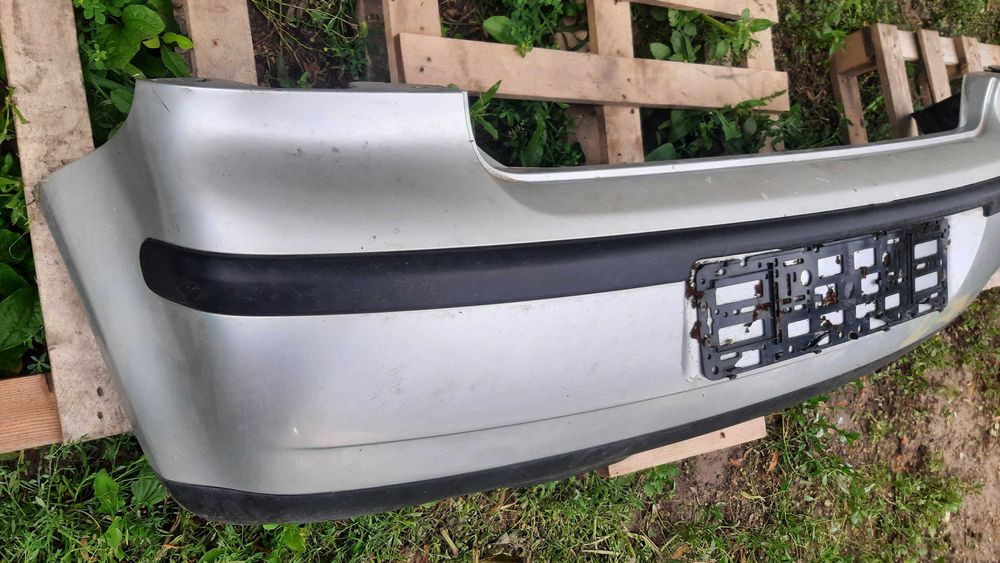 zderzak tylny VW Polo IV 9n lak. LA7W
