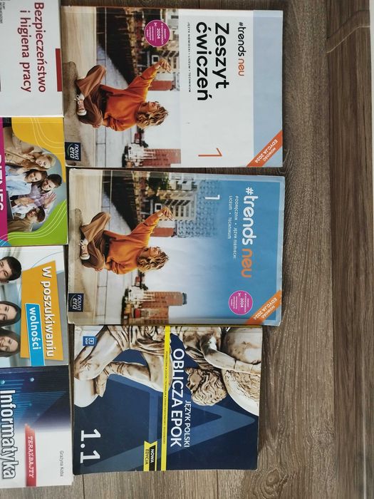 Zestaw podręczników do klasy 1 Ponadpodstawowej