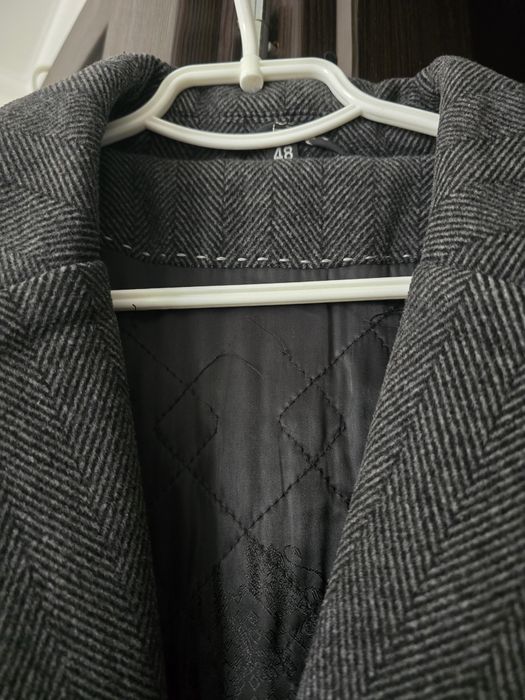 Чоловіче весняне пальто