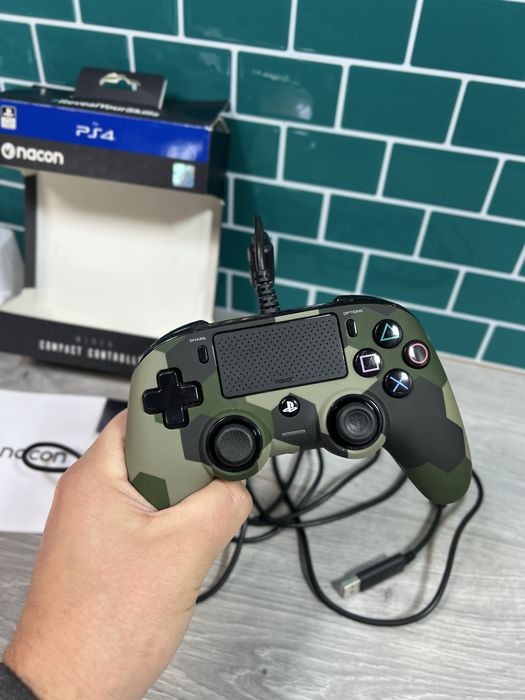 Геймпад Nacon Compact Controller для PS4 / PC