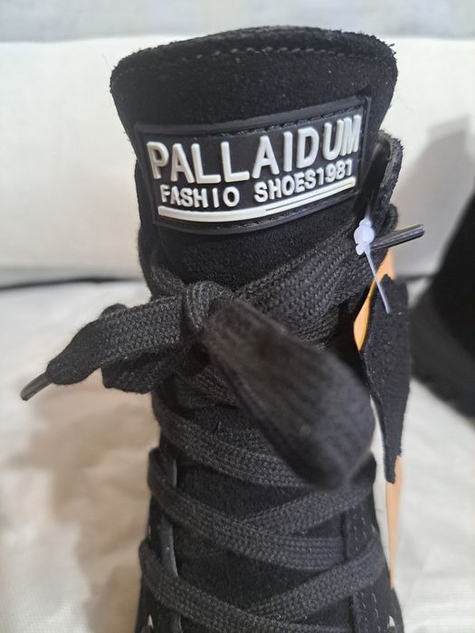 Взуття жіноче 39р. Palladium A827-1 черевики замша: 1 599 грн