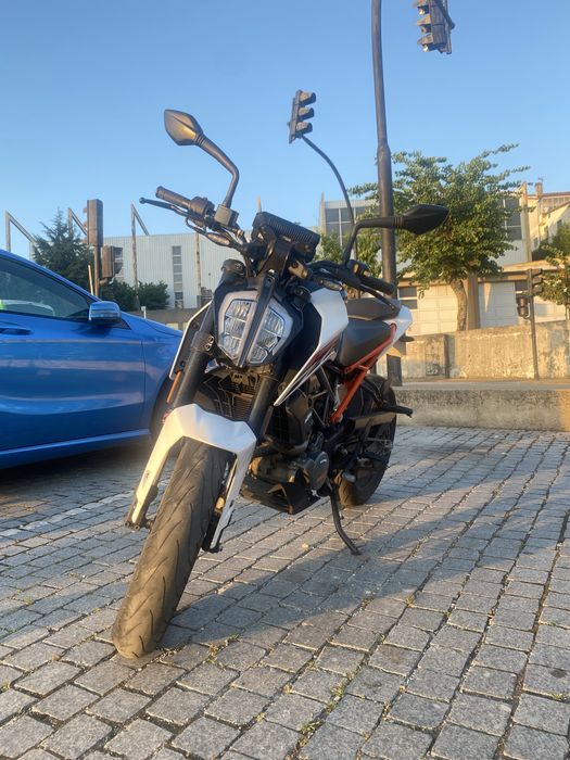 Ktm Duke 125 White