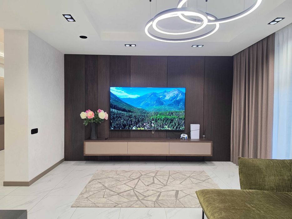 Продается дом с ремонтом 302 м², 21 сотка (пос. Опытный)