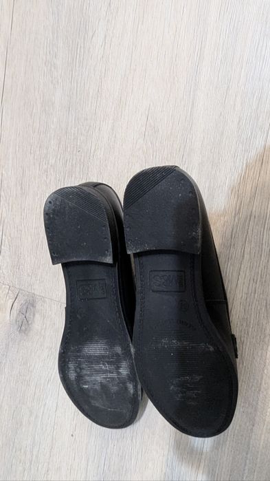 Шкіряні туфлі 39