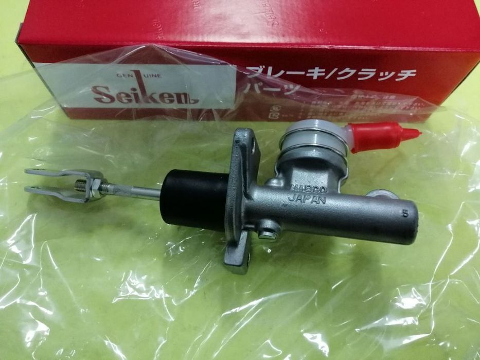 Bomba principal embraiagem Nissan Cabstar E90 E110 E120 NOVA