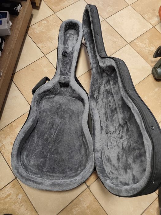 Futerał na gitarę Longteam