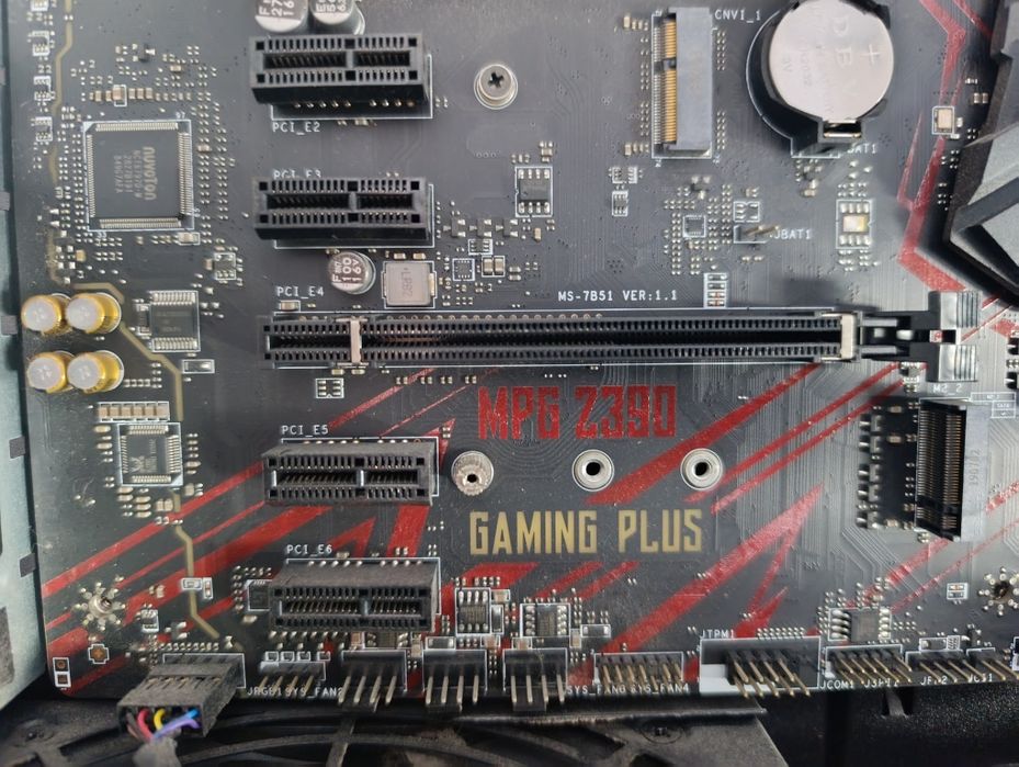 Komputer stacjonarny i5 9600,3060 12gb