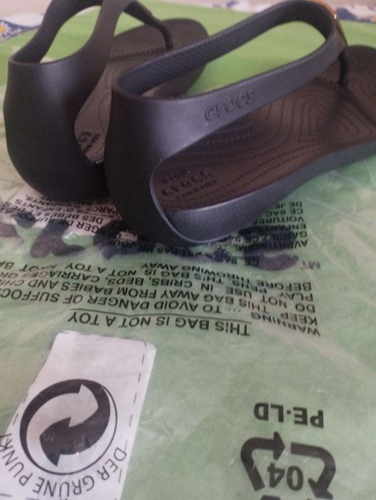 Crocs Serena Flip W7 37-38