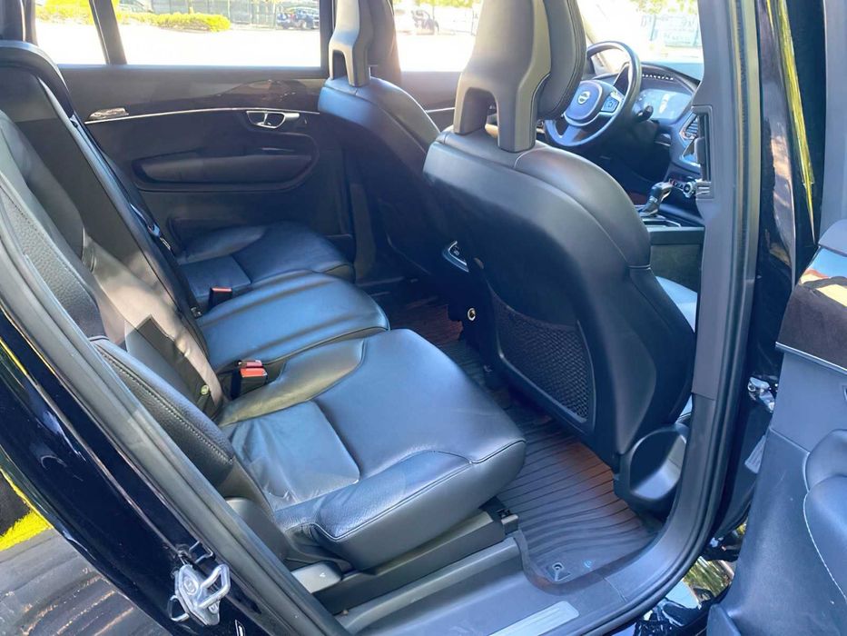 Volvo XC90 T6 Momentum      2017
