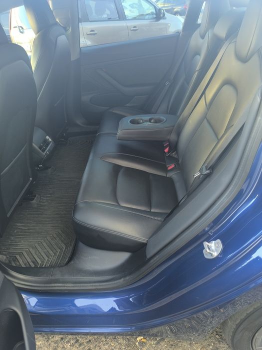 Tesla model 3 dual motor