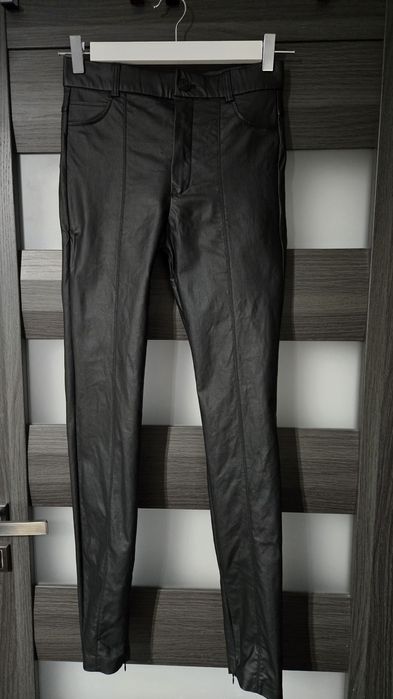 Woskowane spodnie, Zara rozm. S