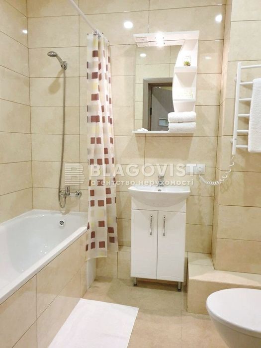 Продам 1-кімнатну квартиру Київ Максимовича ЖК Нова Англія