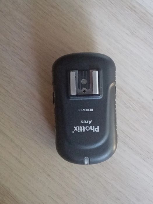 Phottix Ares Flash Trigger Kit – Transmitter + Receiver64752267816194122