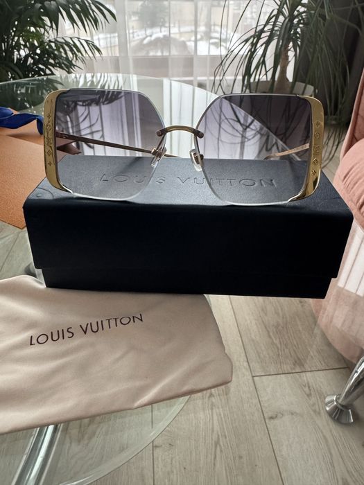 Сонцезахисні окуляри Louis vuitton