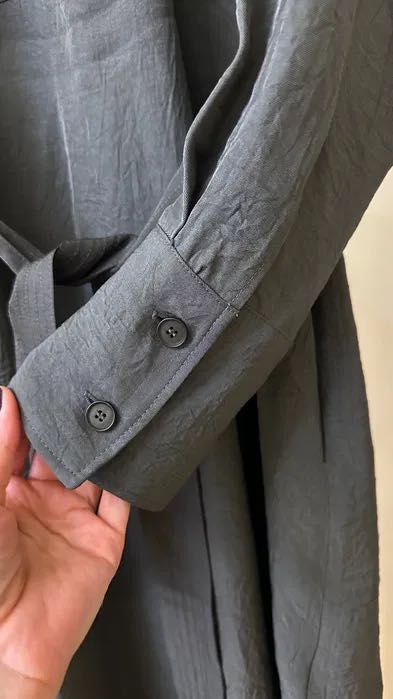 Сукня сорочка міді ZARA хакі під пояс довгий рукав платье хаки базовое