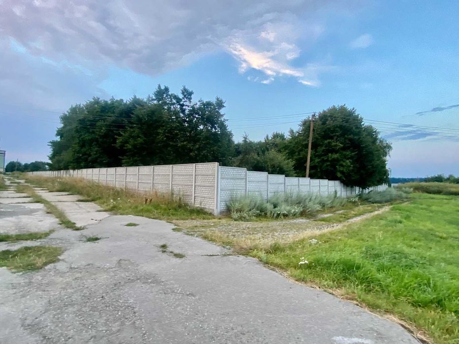 Продаж тваринницької ферми в Мізяківських Хуторах