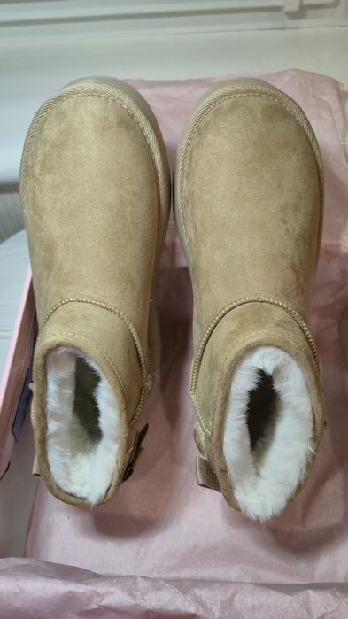 Угги жіночі нові