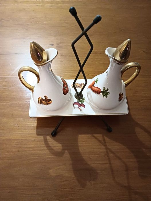 Galheteiro antigo de decoração