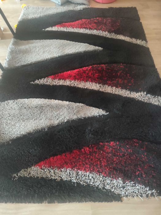 Vendo carpete bom estado como novo