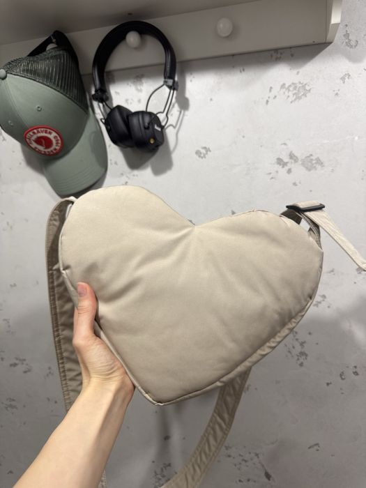 Сумка бежева heart/ the blub