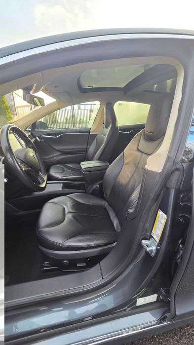 Tesla Model S 85      2014