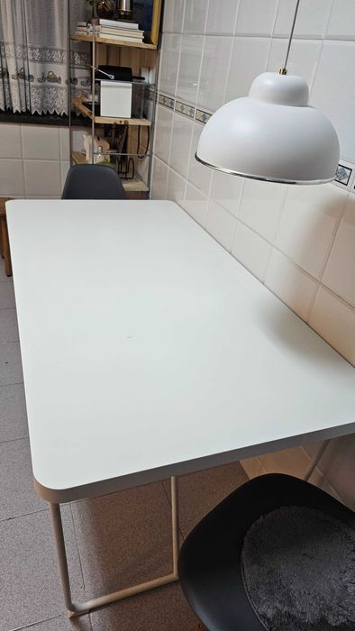 Mesa de jantar para sala ou cozinha